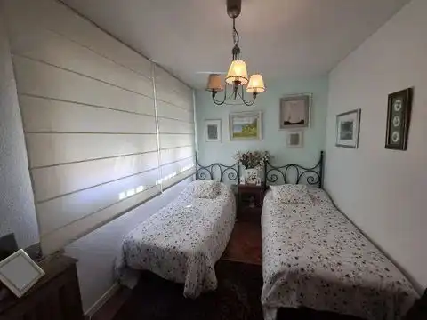 Schlafzimmer von Wohnung zum Verkauf in Madrid mit Klimaanlage, Heizung und Privatgarten
