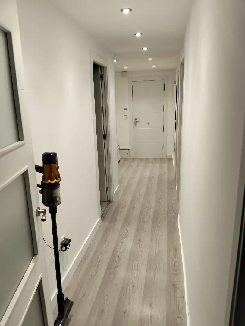 Casa adosada en venta en Vitoria - Gasteiz con Terraza, Piscina y Balcón