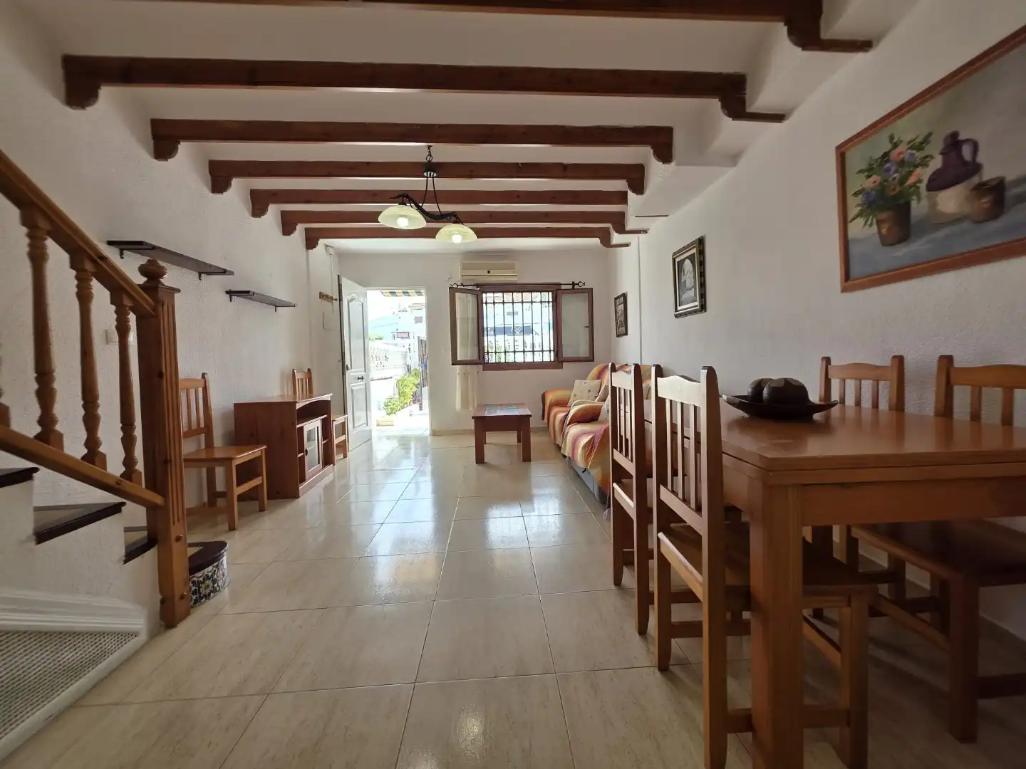 Casa adosada de alquiler en Calle Río Turia, 8, Panorama - Sierramar Comedor de Casa adosada de alquiler en Santa Pola con Aire acondicionado, Calefacción y Terraza