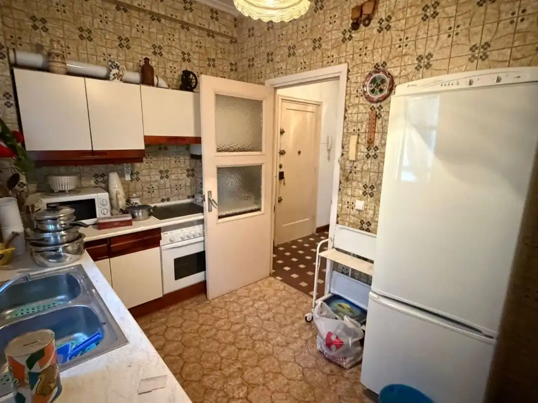 Flat for sale in Calle Becerro de Bengoa, 14, Centro Kitchen of Flat for sale in Palencia Capital with Balcony