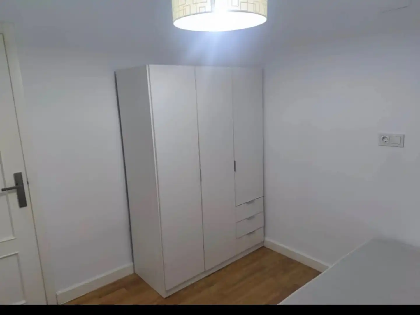 Room in Carrer d'Extremadura, 20, S'Eixample - Can Misses