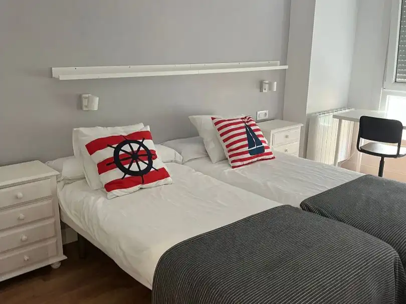 Flat for rent in Rúa Magdalena, 14, Centro Bedroom of Flat for rent in Ferrol with Heating, Parquet flooring and Terrace
