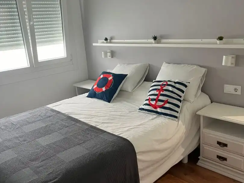 Flat for rent in Rúa Magdalena, 14, Centro Bedroom of Flat for rent in Ferrol with Heating, Parquet flooring and Terrace