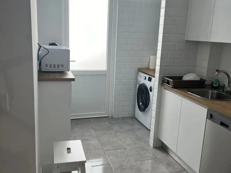 Flat for rent in Rúa Magdalena, 14, Centro Kitchen of Flat for rent in Ferrol with Heating, Parquet flooring and Terrace