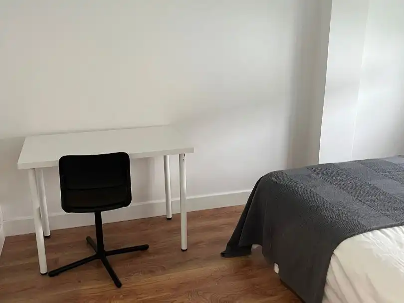 Flat for rent in Rúa Magdalena, 14, Centro Bedroom of Flat for rent in Ferrol with Heating, Parquet flooring and Terrace
