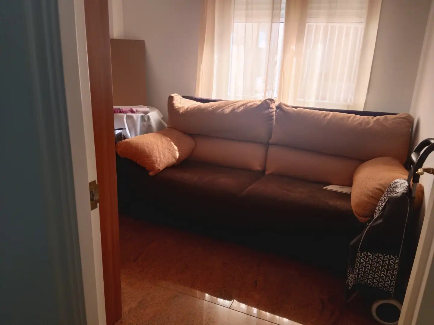 Pis en venda a Calle Isaac Peral, 1, Centro Sala d'estar de Pis en venda en Ponferrada amb Calefacció, Parquet i Moblat