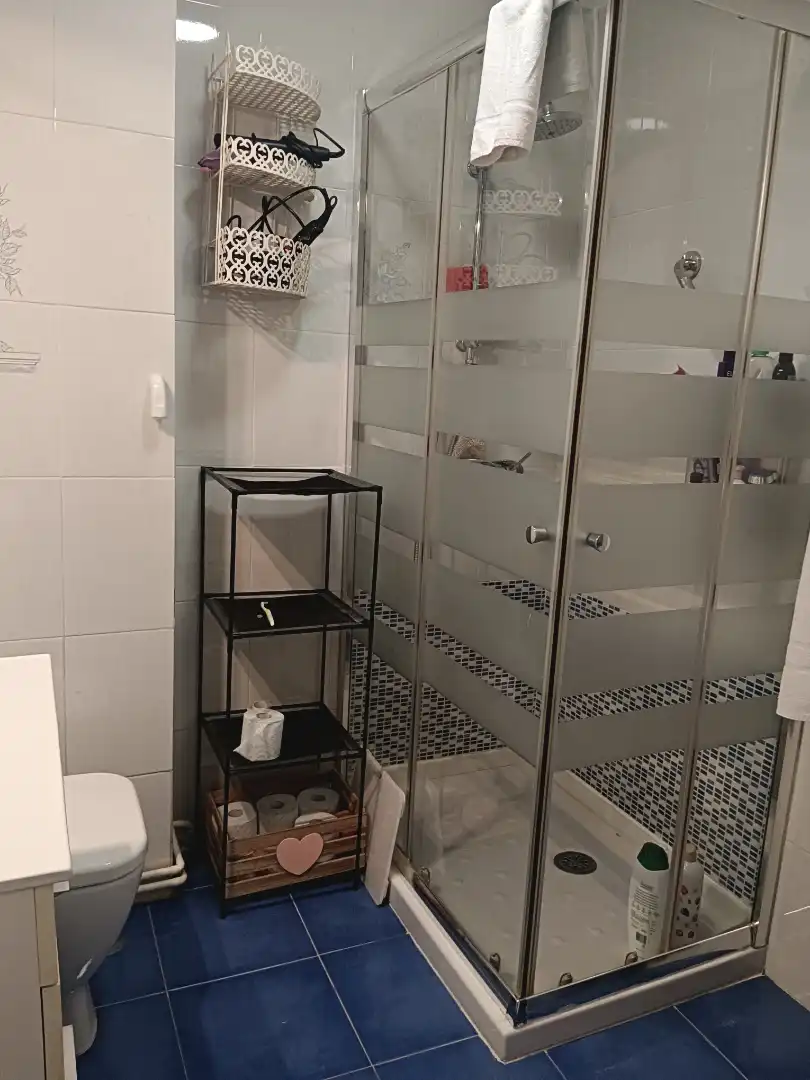 Pis en venda a Calle Isaac Peral, 1, Centro Bany de Pis en venda en Ponferrada amb Calefacció, Parquet i Moblat