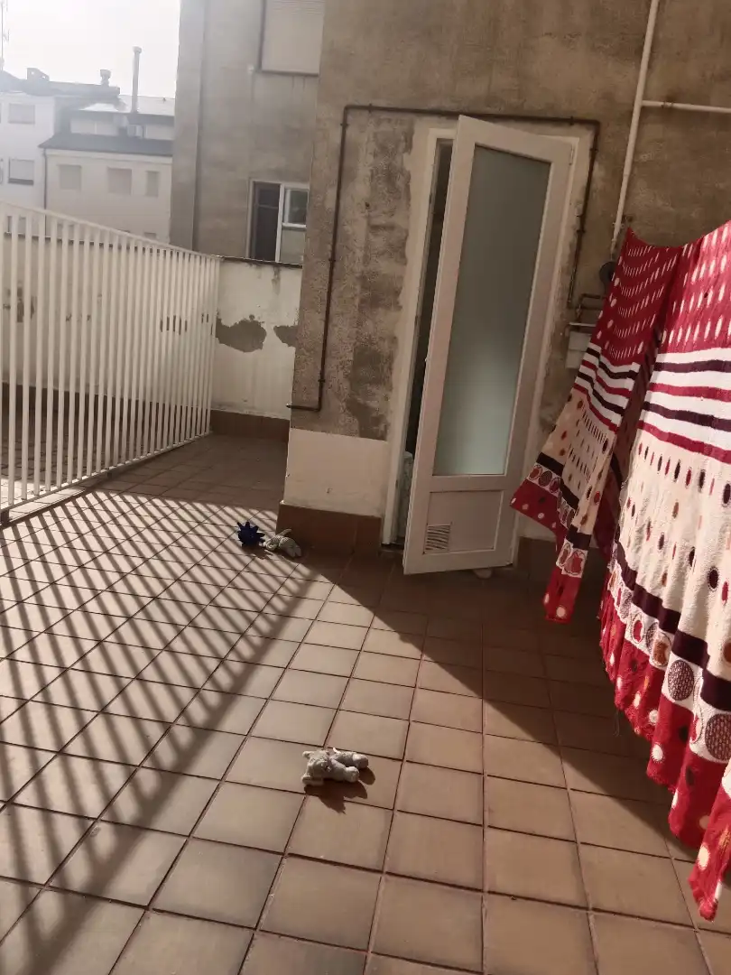 Pis en venda a Calle Isaac Peral, 1, Centro Pis en venda en Ponferrada amb Calefacció, Parquet i Moblat