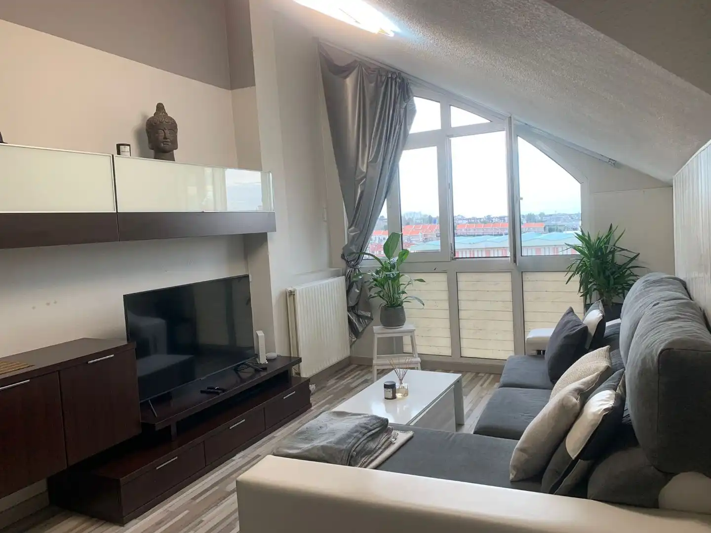 Flat for sale in Calle los Ciruelos, 47, Alisal - San Román Living room of Flat for sale in Santander with Heating, Parquet flooring and Furnished