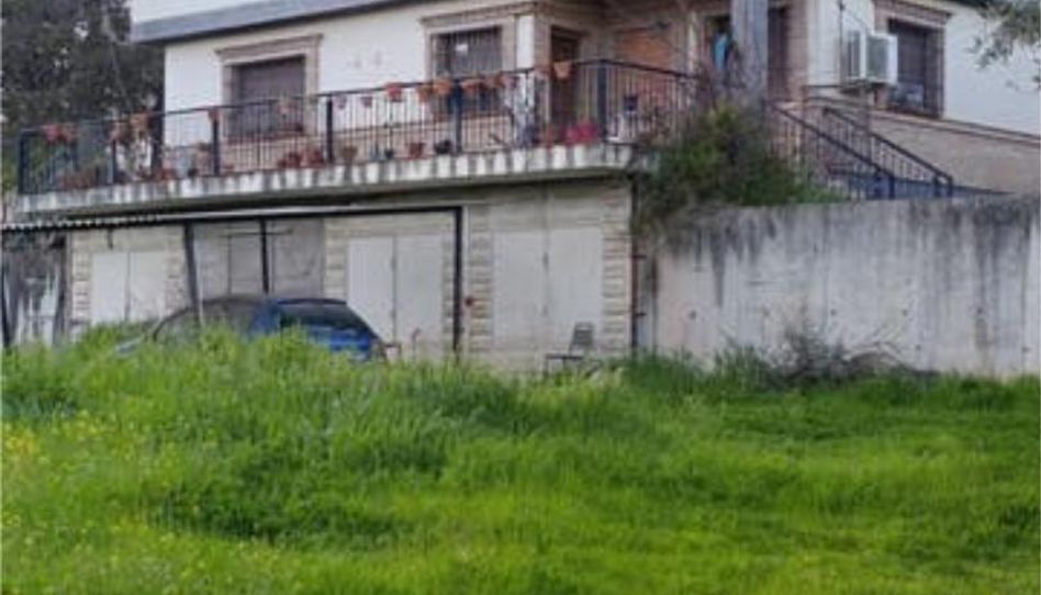 Casa adosada en venta en Fuensanta- Arcángel, Córdoba Capital - imagen 1 Foto 1 de Casa adosada en venta en Fuensanta- Arcángel, Córdoba Capital