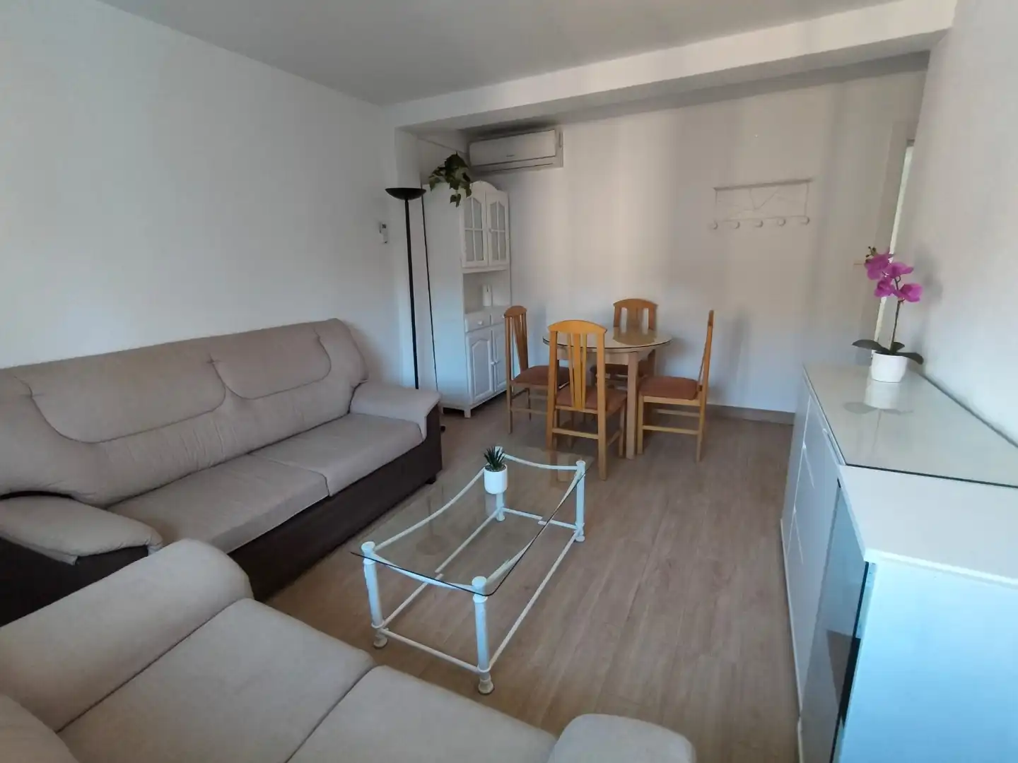 Room in Avenida de Cadiz, 8, Barrio de Zaidín