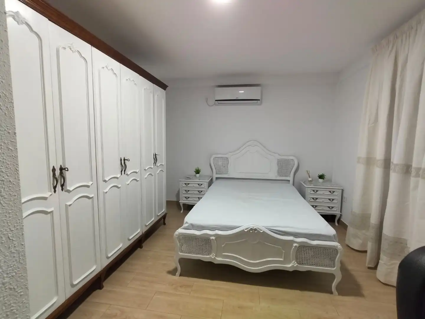 Room in Avenida de Cadiz, 8, Barrio de Zaidín
