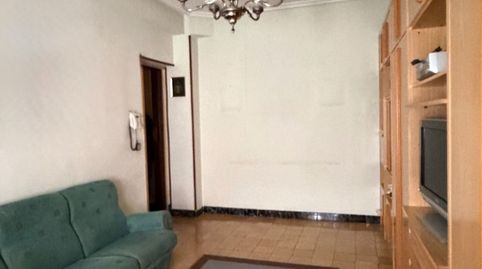 Piso en venta en Calle de José Moncasi, 24, Ruiseñores, Zaragoza Capital - imagen 2 Foto 2 de Piso en venta en Calle de José Moncasi, 24, Ruiseñores, Zaragoza Capital