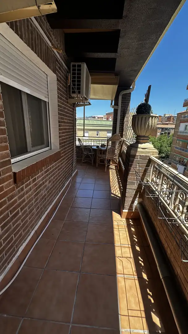 Pis en venda a Avenida Don Bosco, Barrio de Zaidín Terrassa de Pis en venda en Granada amb Aire condicionat, Calefacció i Jardí privat