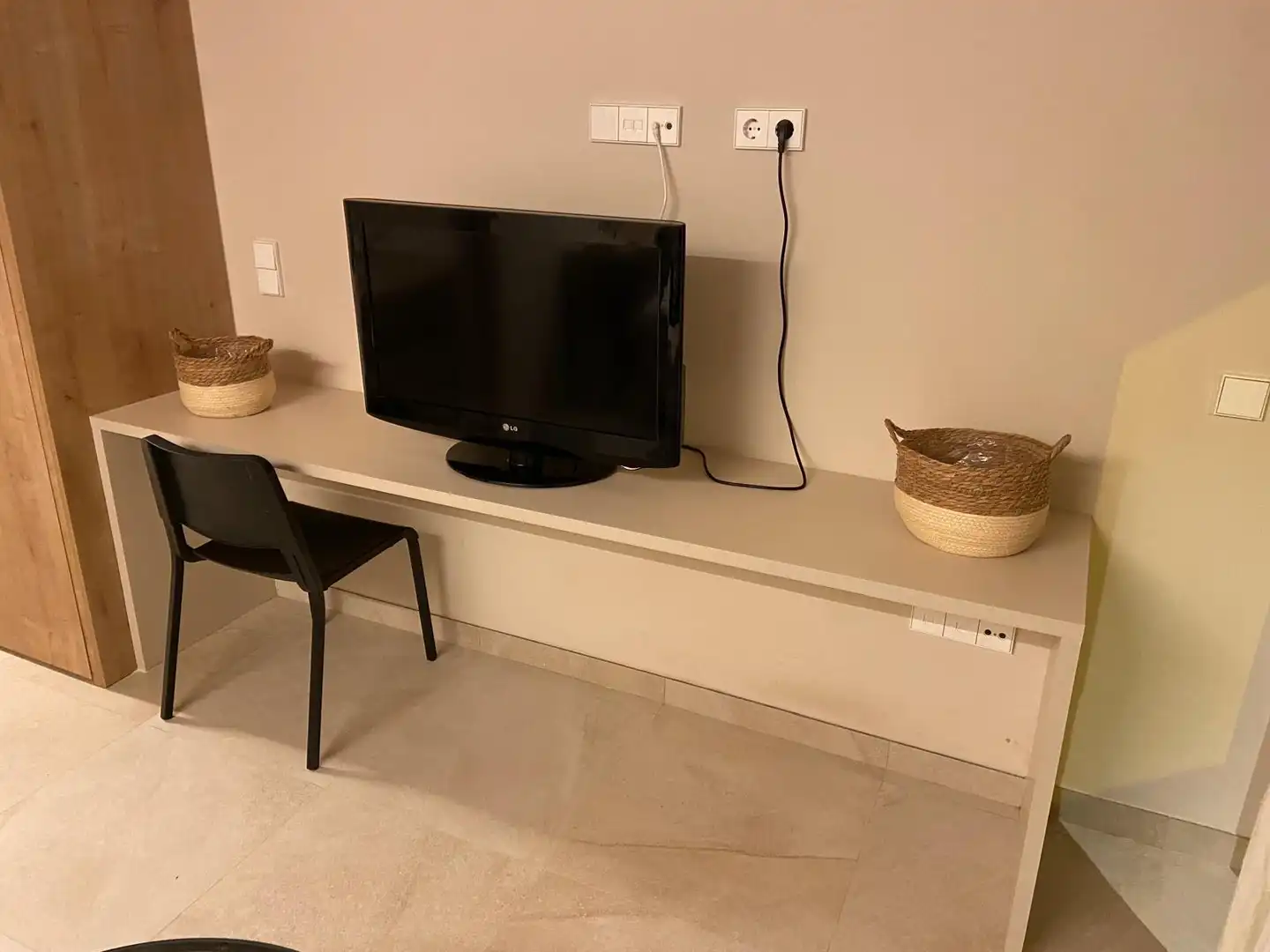 Living room of Study for rent in Murcia  with Air Conditioner, Heating and Private garden