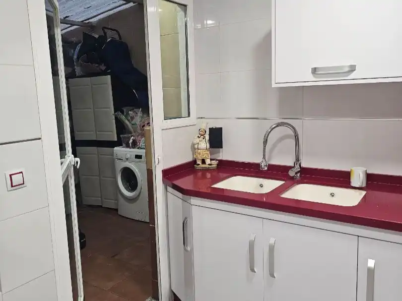 Piso en venta en Carrer de la Mare de Déu de la Pau, 41, Zona Avenida al Vedat Cocina de Piso en venta en Torrent con Aire acondicionado, Calefacción y Parquet