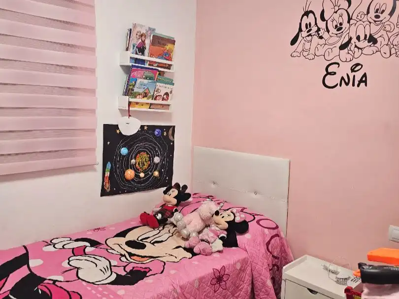 Piso en venta en Carrer de la Mare de Déu de la Pau, 41, Zona Avenida al Vedat Habitación de Piso en venta en Torrent con Aire acondicionado, Calefacción y Parquet