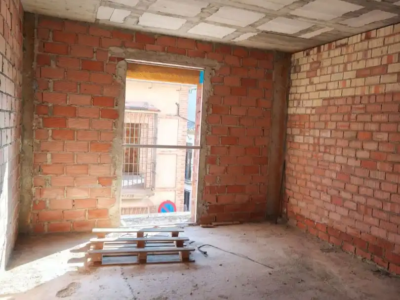 Piso en venta en Calle Juan Casco, 7, Cueva de Menga Piso en venta en Antequera con Jardín privado, Terraza y Trastero