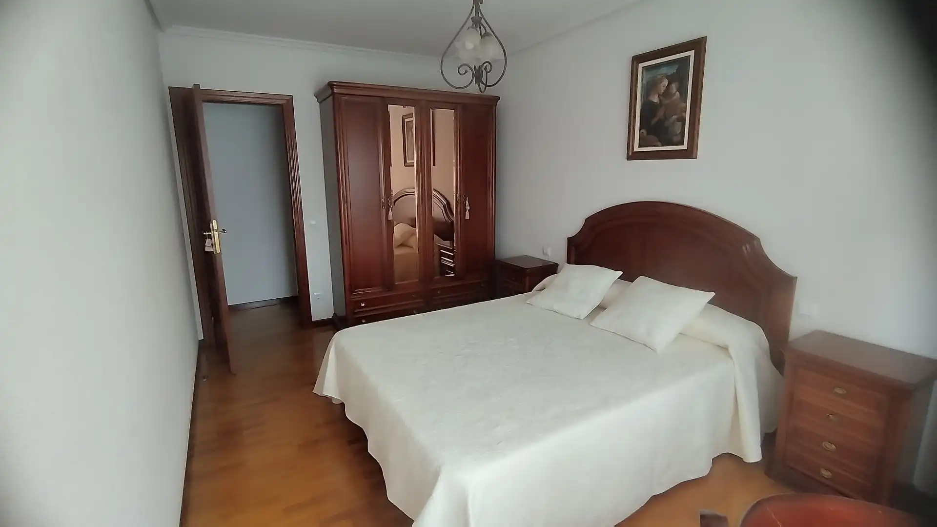 Pis en venda a Calle Juan II, 2, San Adrián Dormitori de Pis en venda en Logroño amb Calefacció, Parquet i Moblat
