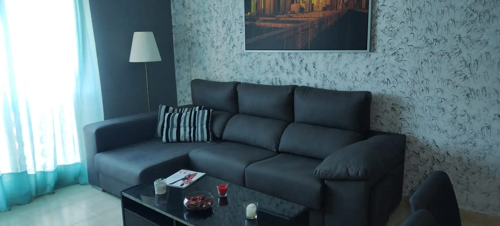 Flat for rent in Calle Virgen del Pilar, 43, La Feria Living room of Flat for rent in Las Palmas de Gran Canaria with Terrace, Furnished and Community parking