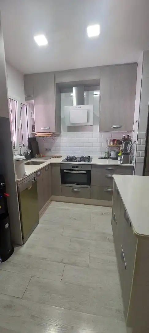 Einfamilien-Reihenhaus zum Verkauf in Calle Picasso, 52, Mojácar Küche von Einfamilien-Reihenhaus zum Verkauf in Mojácar mit Klimaanlage, Terrasse und Balkon