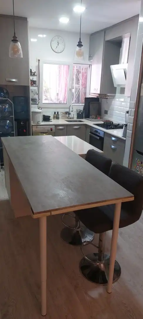 Einfamilien-Reihenhaus zum Verkauf in Calle Picasso, 52, Mojácar Küche von Einfamilien-Reihenhaus zum Verkauf in Mojácar mit Klimaanlage, Terrasse und Balkon