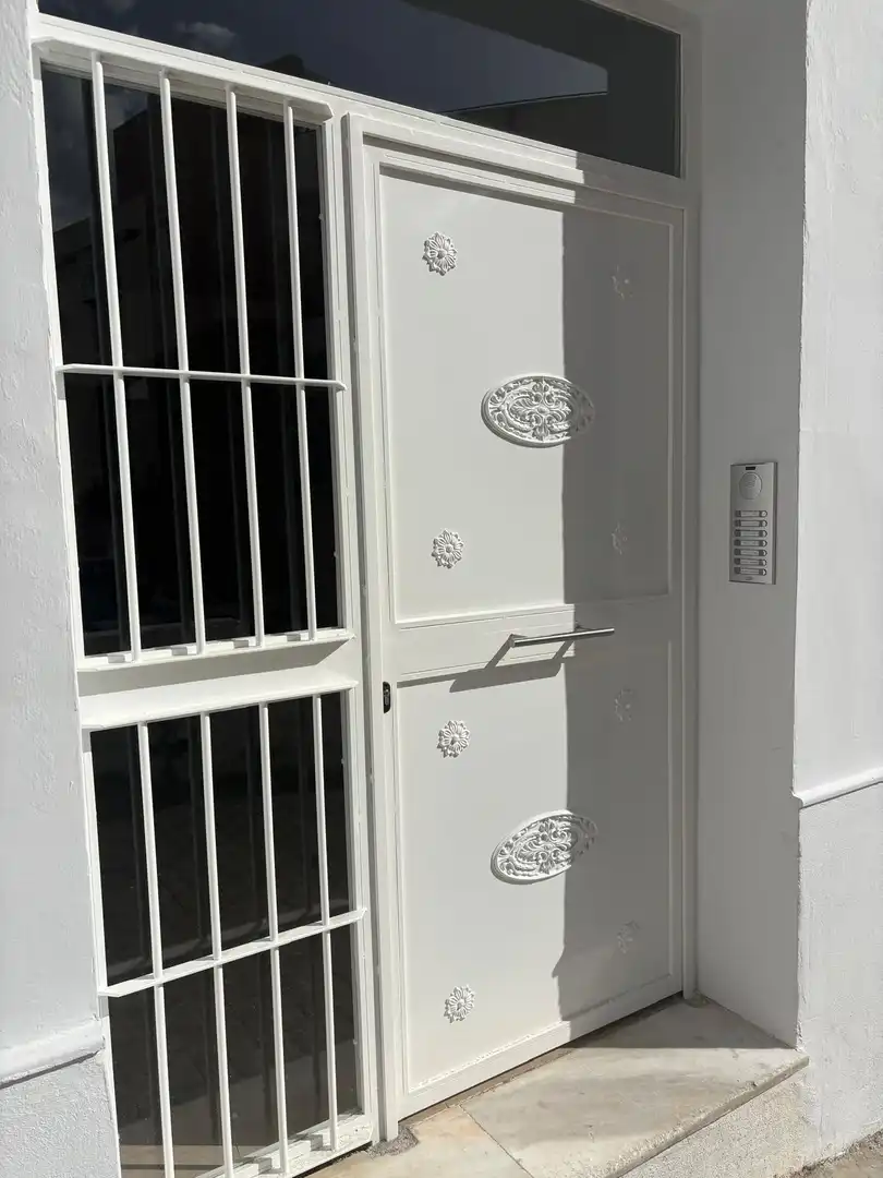 Estudi en venda a Calle Juan del Encina, 27, Málaga Capital Vista exterior de Estudi en venda en Málaga Capital amb Balcó