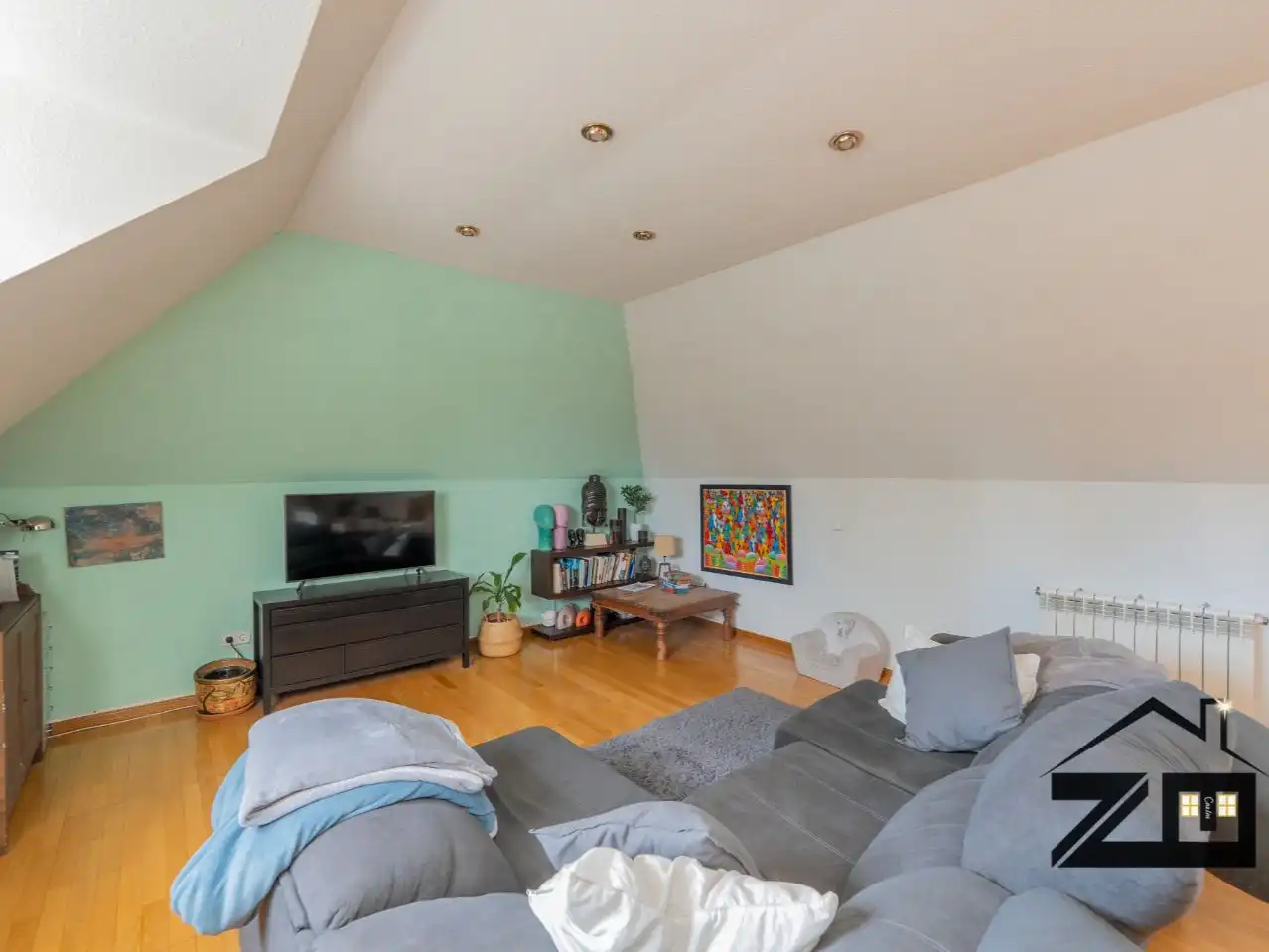 Piso en venta en Calle Camino Real, 47, Molino de la Hoz Sala de estar de Piso en venta en Las Rozas de Madrid con Aire acondicionado, Calefacción y Jardín privado