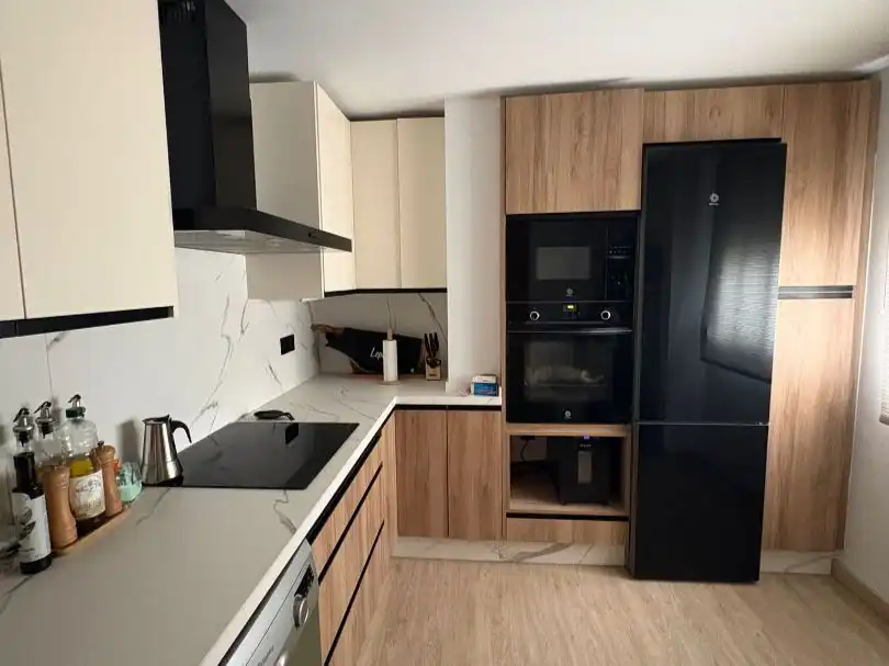 Habitación en Calle Vergara, 23, San Ildefonso - Catedral Cocina de Piso para compartir en Jaén con Aire acondicionado, Calefacción y Parquet