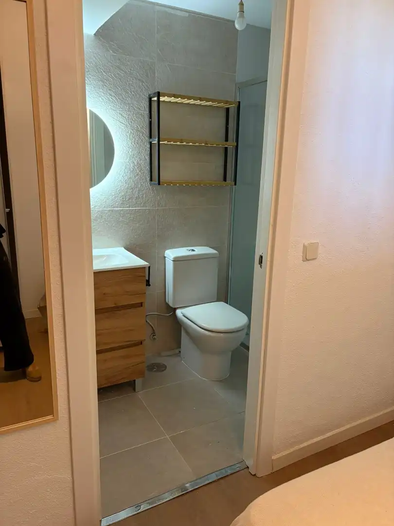 Bany de Apartament de lloguer en Madrid