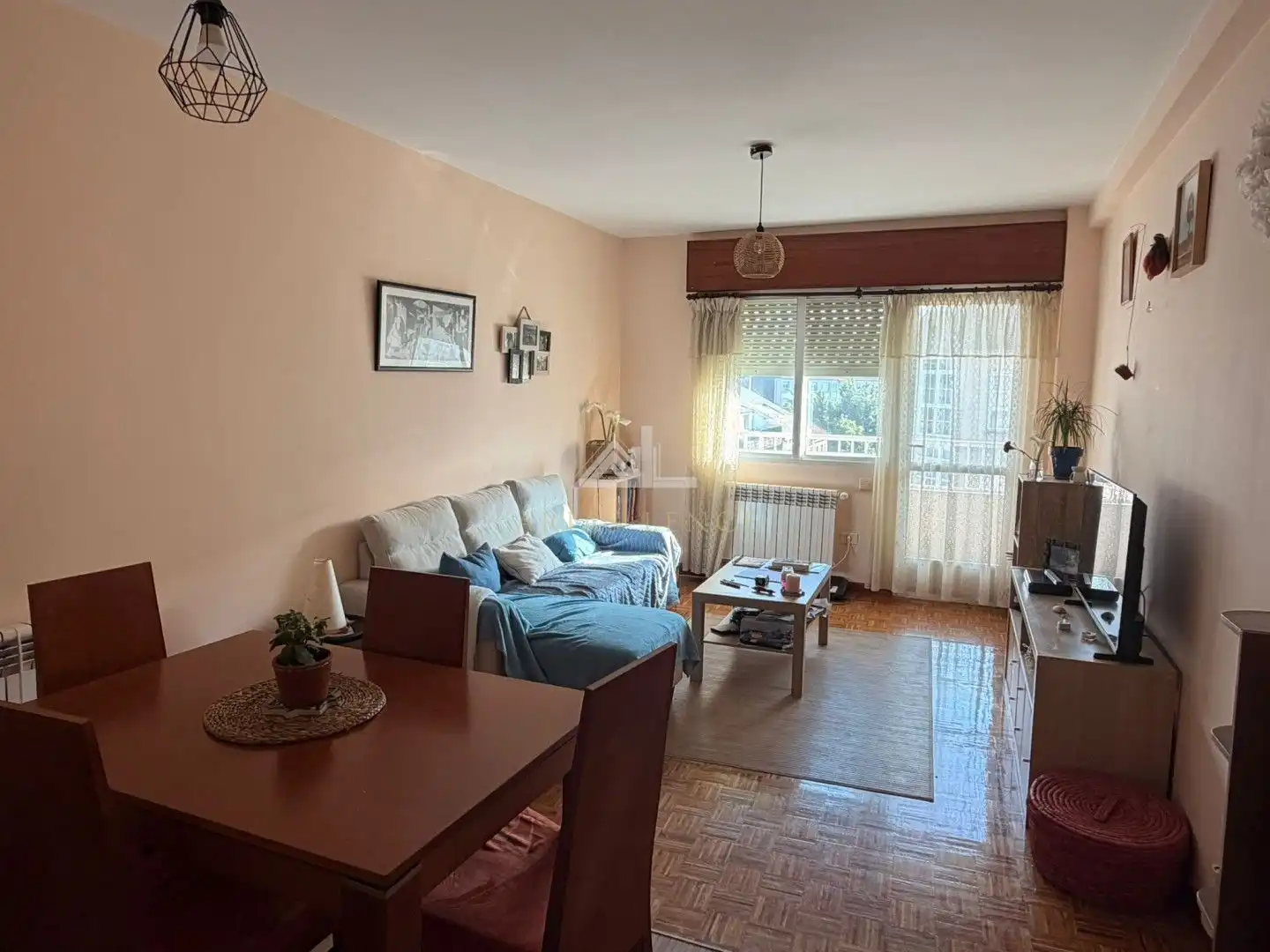 Flat for sale in Rúa Juan XXIII, 34, Chantada Living room of Flat for sale in Chantada with Heating, Parquet flooring and Storage room