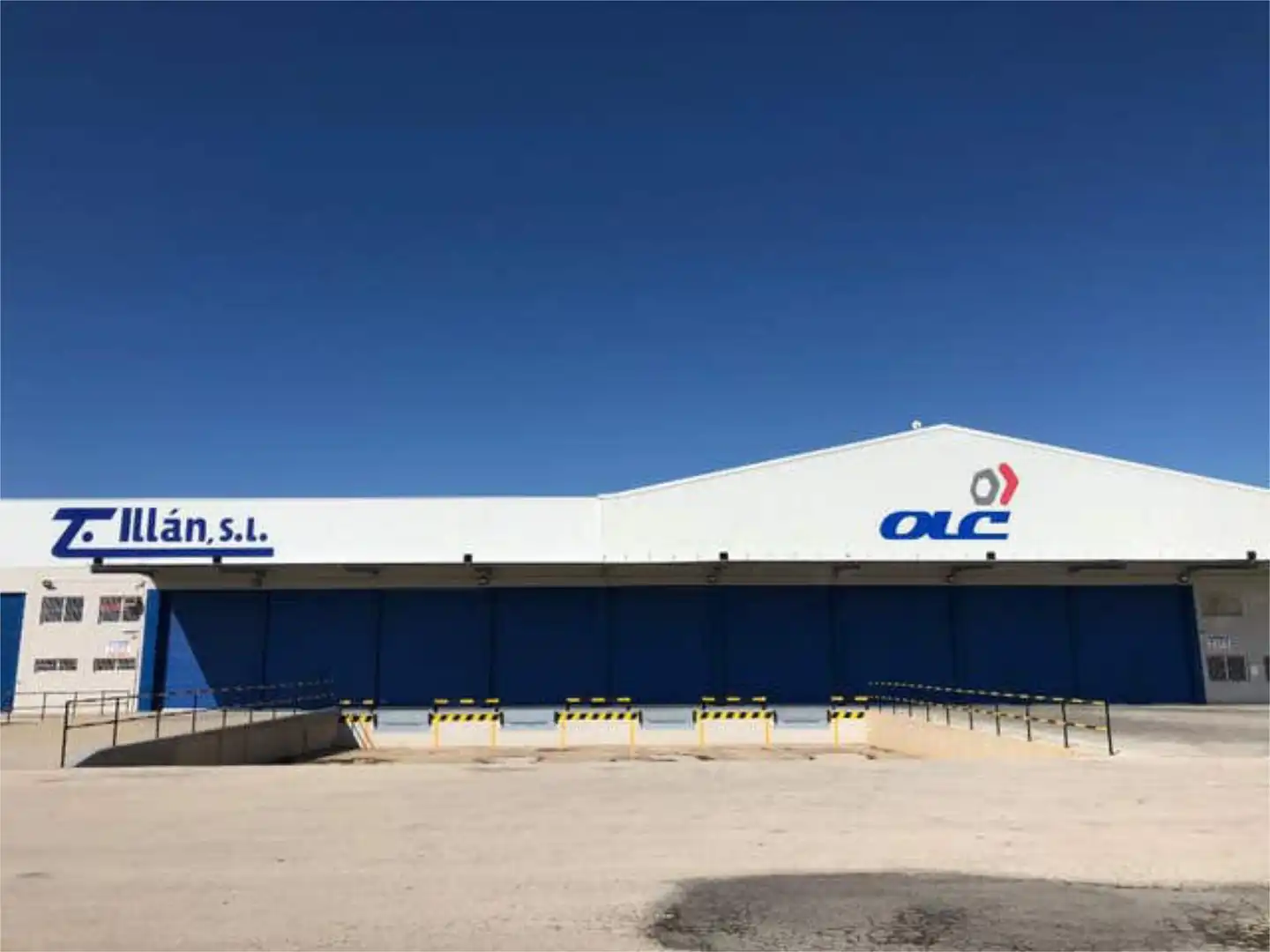 Nau industrial de lloguer a Balsapintada - El Estrecho