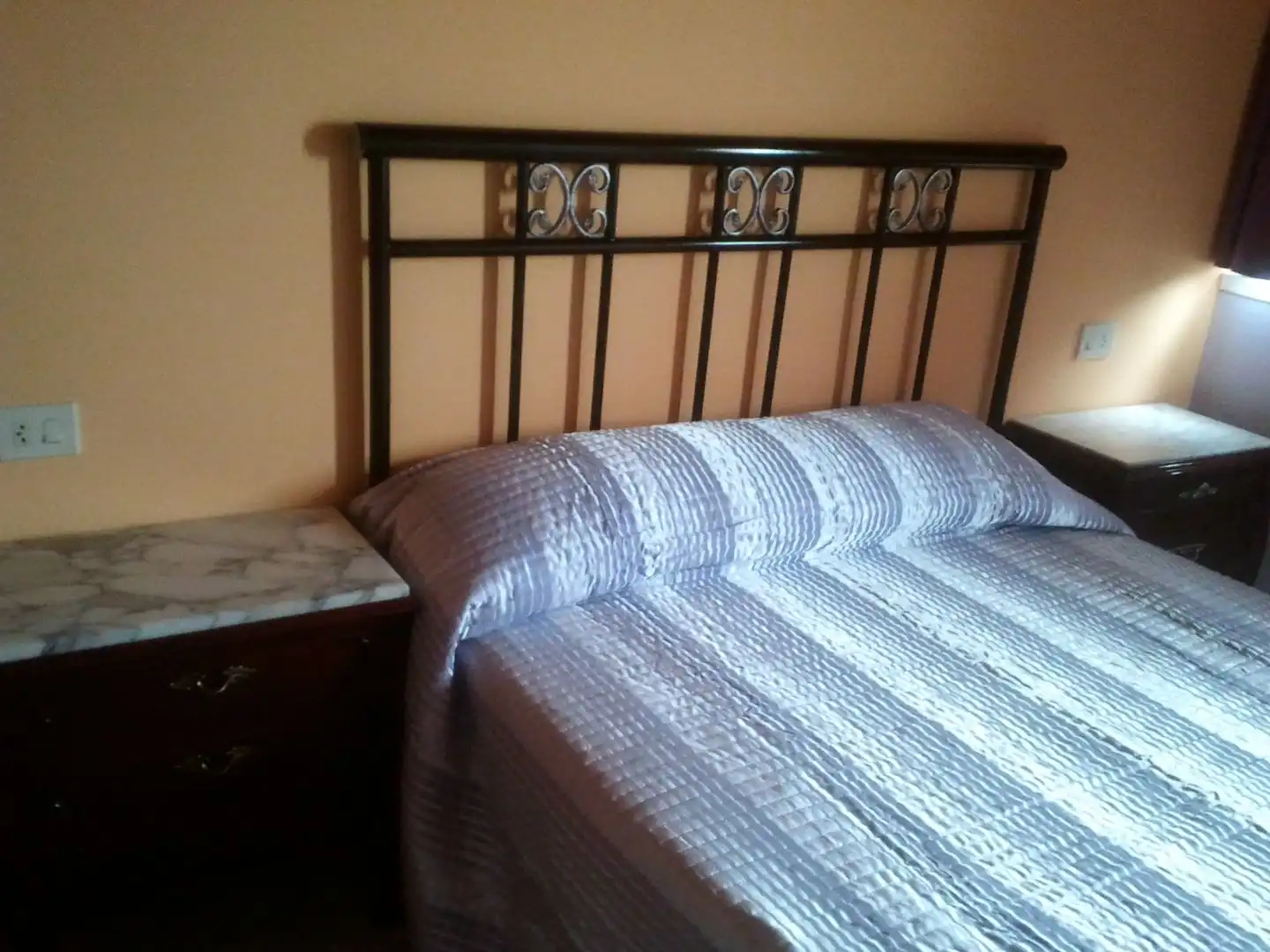 Habitación de Ático de alquiler en Redondela con Calefacción, Terraza y Amueblado