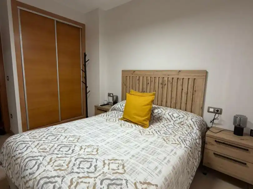 Pis en venda a Carrer de Calderón, 5, Torreblanca Dormitori de Pis en venda en Torreblanca amb Aire condicionat i Terrassa