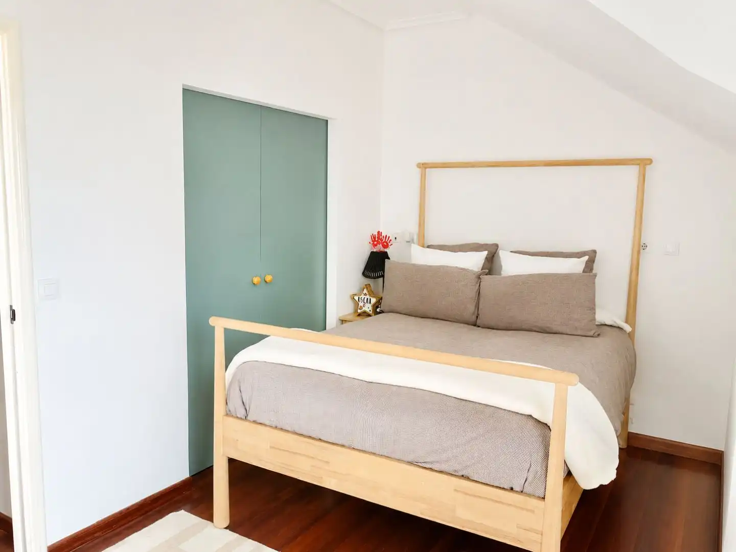 Schlafzimmer von Wohnung zum Verkauf in Piélagos mit Heizung, Privatgarten und Parkett