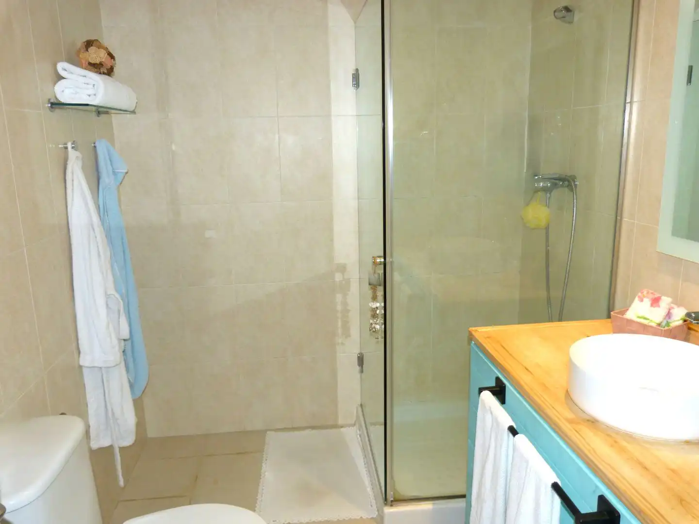 Badezimmer von Wohnung zum Verkauf in Piélagos mit Heizung, Privatgarten und Parkett