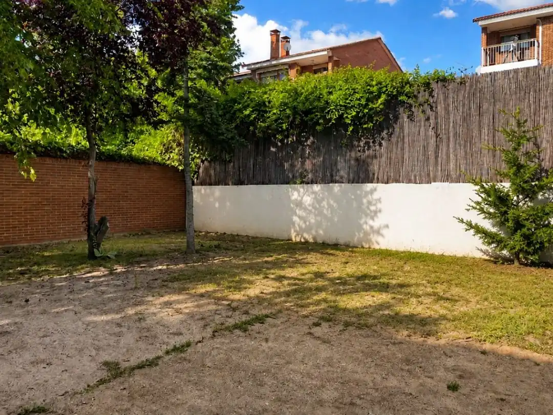 Casa o chalet en venta en Calle de Creta, 13, Parquelagos - Puente Nuevo Jardín de Casa o chalet en venta en Galapagar con Aire acondicionado, Calefacción y Jardín privado