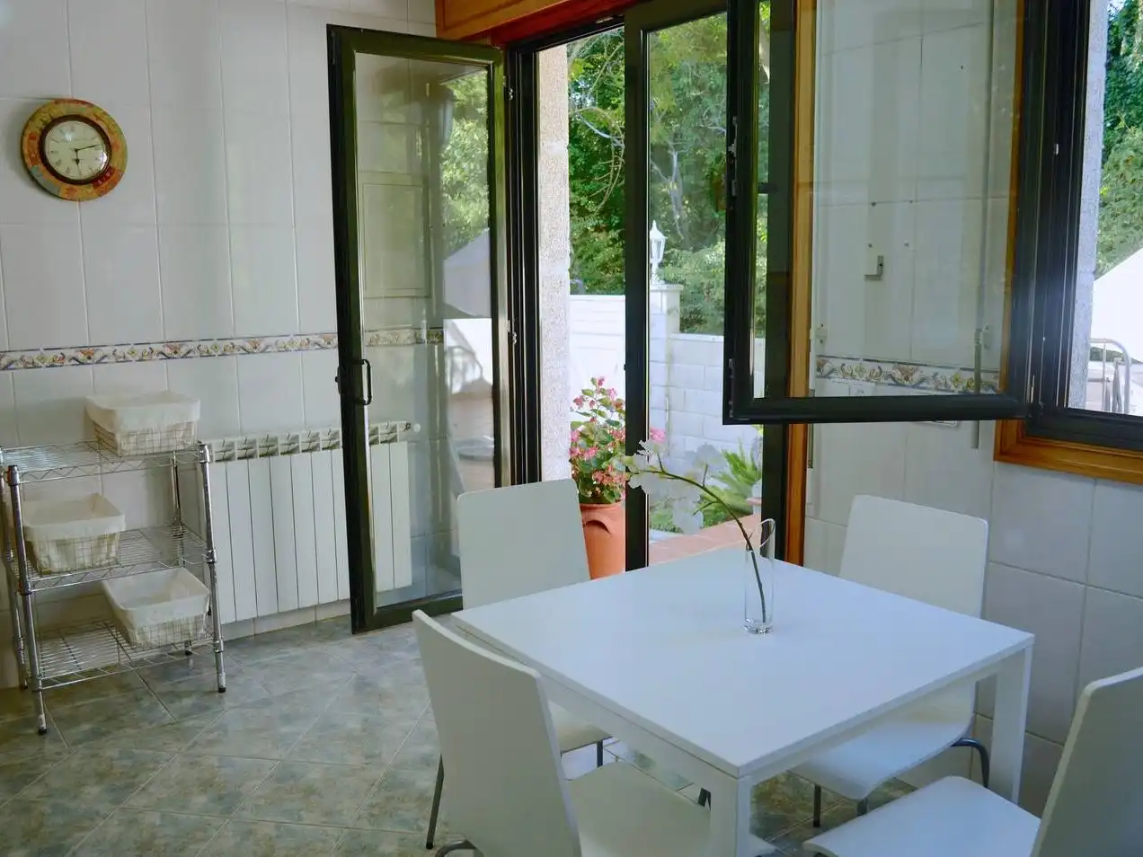 Casa o chalet en venta en Rúa Muíños, 72, Coruxo - Oia - Saiáns Terraza de Casa o chalet en venta en Vigo con Calefacción, Jardín privado y Parquet