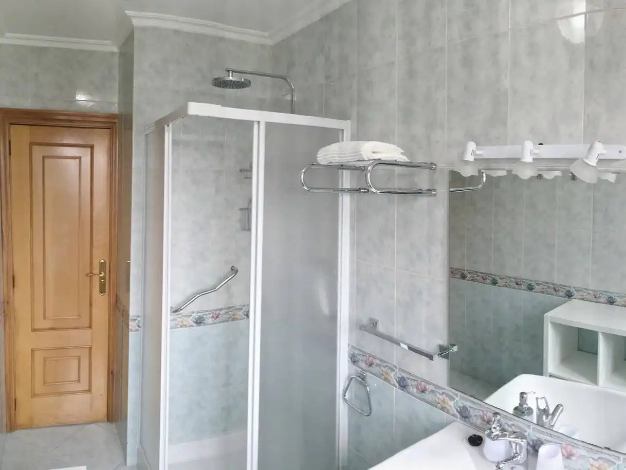Casa o chalet en venta en Rúa Muíños, 72, Coruxo - Oia - Saiáns Baño de Casa o chalet en venta en Vigo con Calefacción, Jardín privado y Parquet
