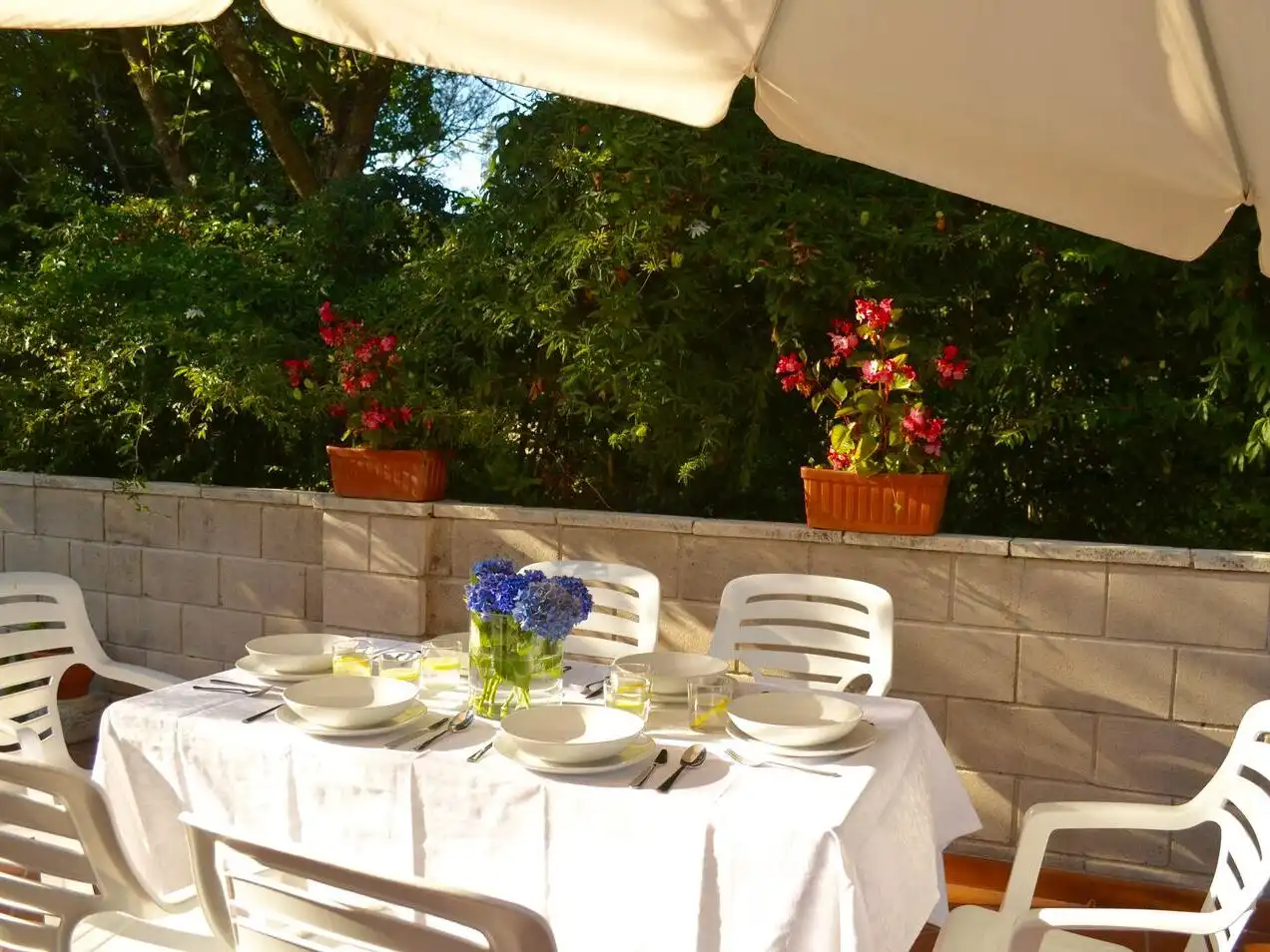 Casa o chalet en venta en Rúa Muíños, 72, Coruxo - Oia - Saiáns Terraza de Casa o chalet en venta en Vigo con Calefacción, Jardín privado y Parquet