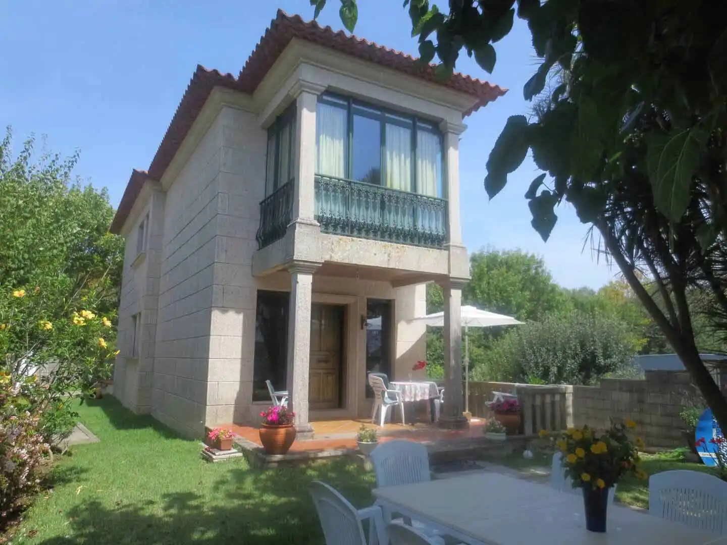 Casa o chalet en venta en Rúa Muíños, 72, Coruxo - Oia - Saiáns Jardín de Casa o chalet en venta en Vigo con Calefacción, Jardín privado y Parquet