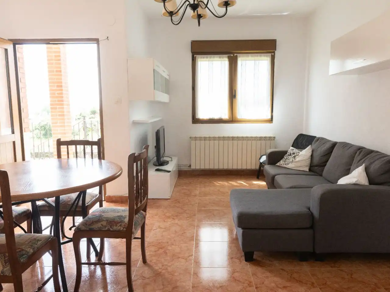 Casa o chalet en venta en Calle la Callada, 58, Somo Sala de estar de Casa o chalet en venta en Ribamontán al Mar con Terraza y Balcón