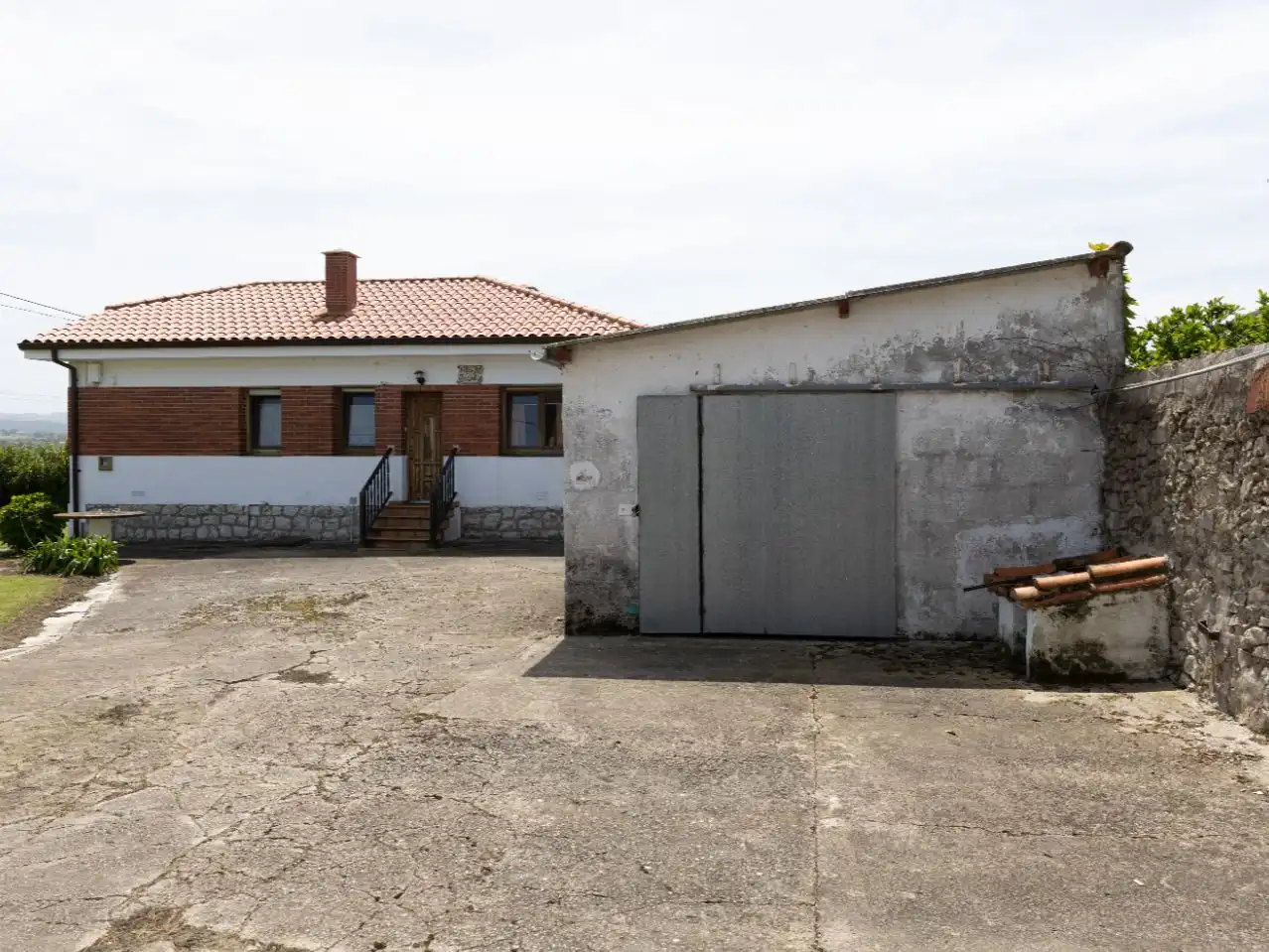 Casa o chalet en venta en Calle la Callada, 58, Somo Vista exterior de Casa o chalet en venta en Ribamontán al Mar con Terraza y Balcón