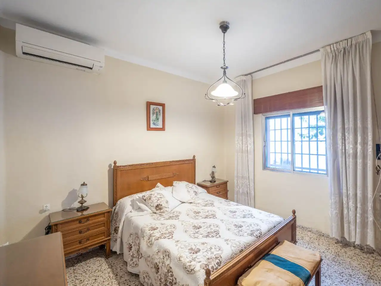 Casa o chalet en venta en Calle Maestro Don Pedro Fernández, 24, Huétor Vega Habitación de Casa o chalet en venta en Huétor Vega con Aire acondicionado y Terraza