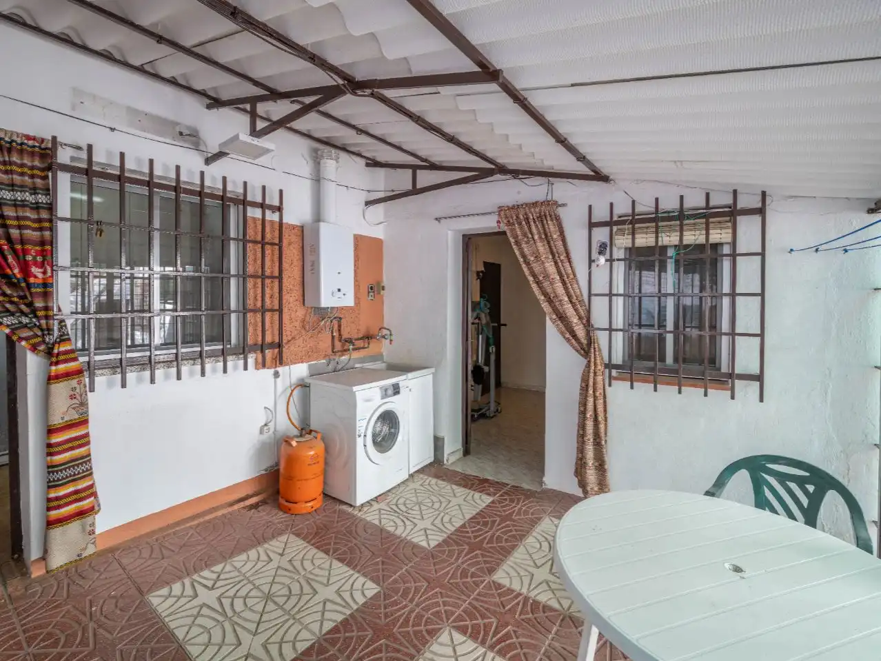 Casa o chalet en venta en Calle Maestro Don Pedro Fernández, 24, Huétor Vega Casa o chalet en venta en Huétor Vega con Aire acondicionado y Terraza