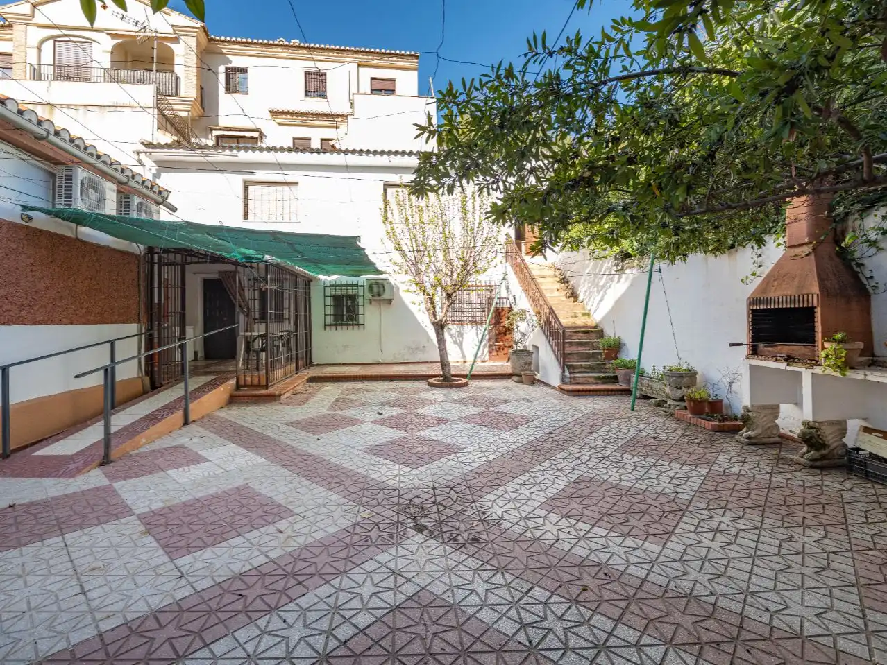 Casa o chalet en venta en Calle Maestro Don Pedro Fernández, 24, Huétor Vega Terraza de Casa o chalet en venta en Huétor Vega con Aire acondicionado y Terraza