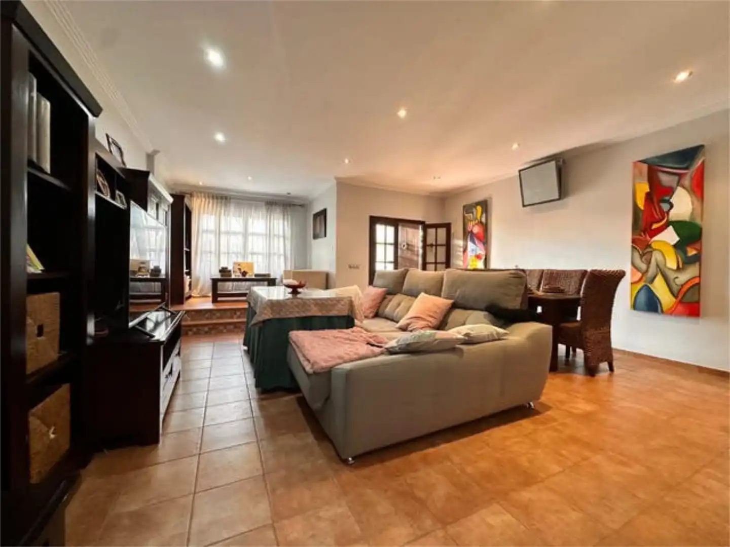 Living room of Houses for sale in Los Palacios y Villafranca