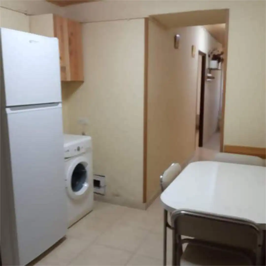 Flat for rent in Campus Sur - Santa Marta Kitchen of Flat for rent in Santiago de Compostela with Heating, Storage room and Furnished