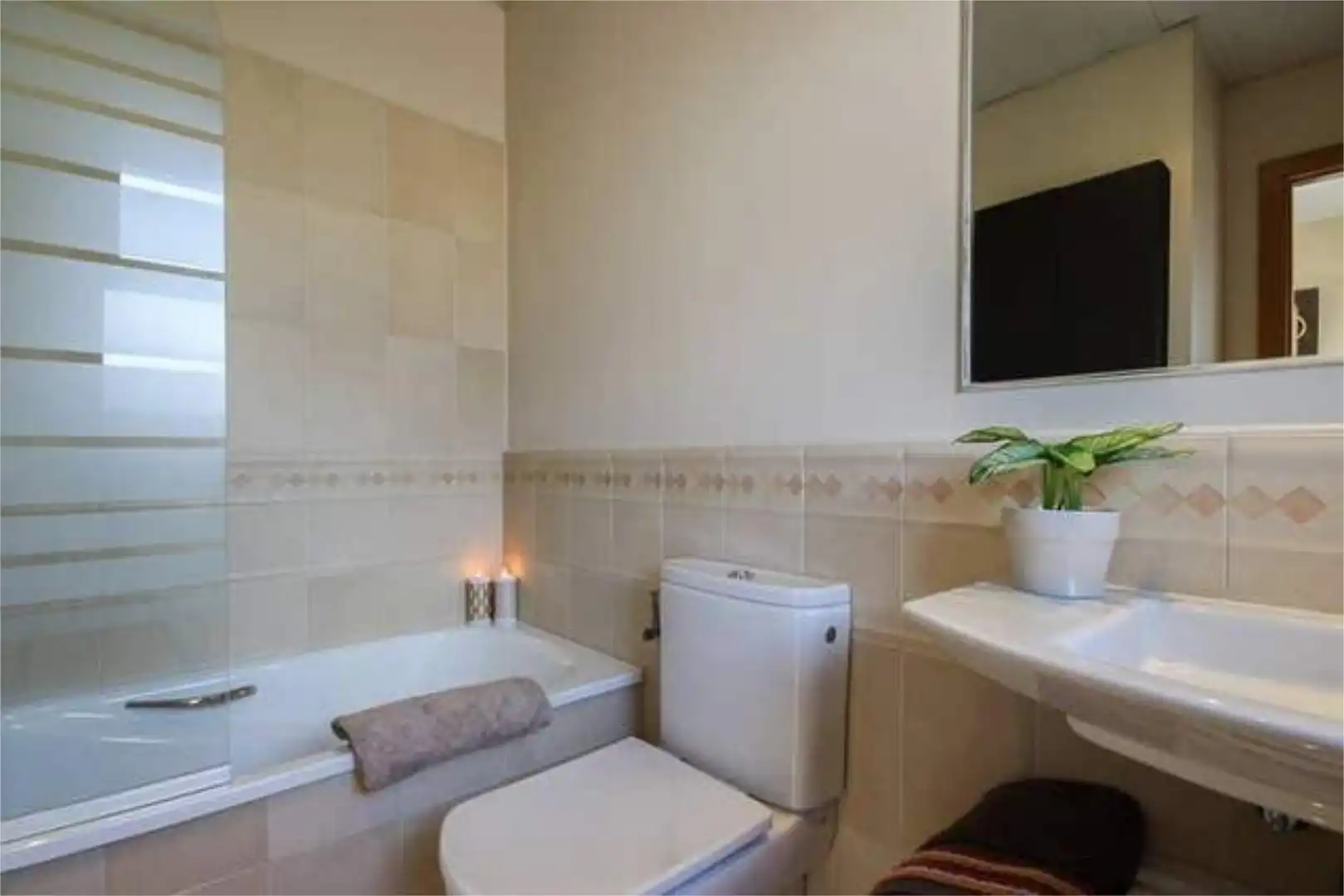 Bathroom of Houses for sale in Jerez de la Frontera
