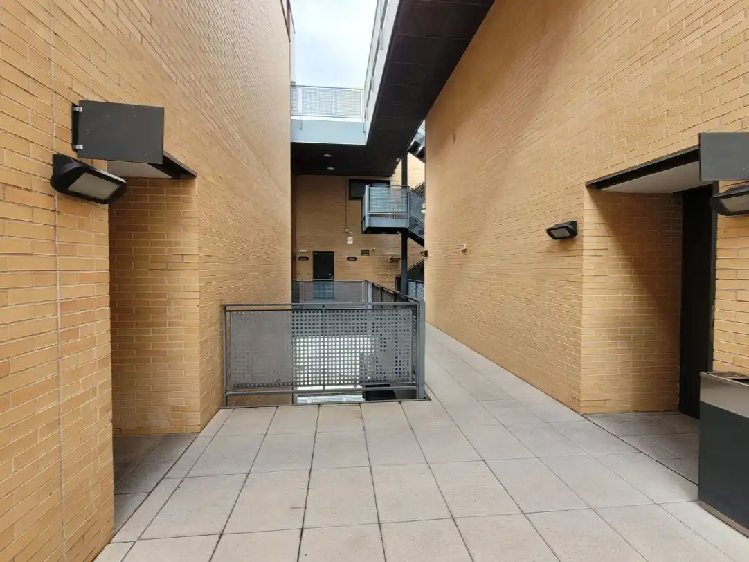 Wohnung zum Verkauf in Carretera de Fuencarral, 56, Alcobendas Außenansicht von Wohnung zum Verkauf in Alcobendas mit Klimaanlage